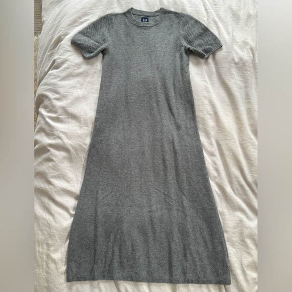 *SOLD* Maternity dress - Picture 4 of 4